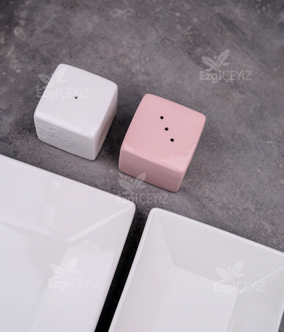 Karaca Forever Bone Trend Emboss Porselen 6 Kişilik 32 Parça Kahvaltı Takımı Pink
