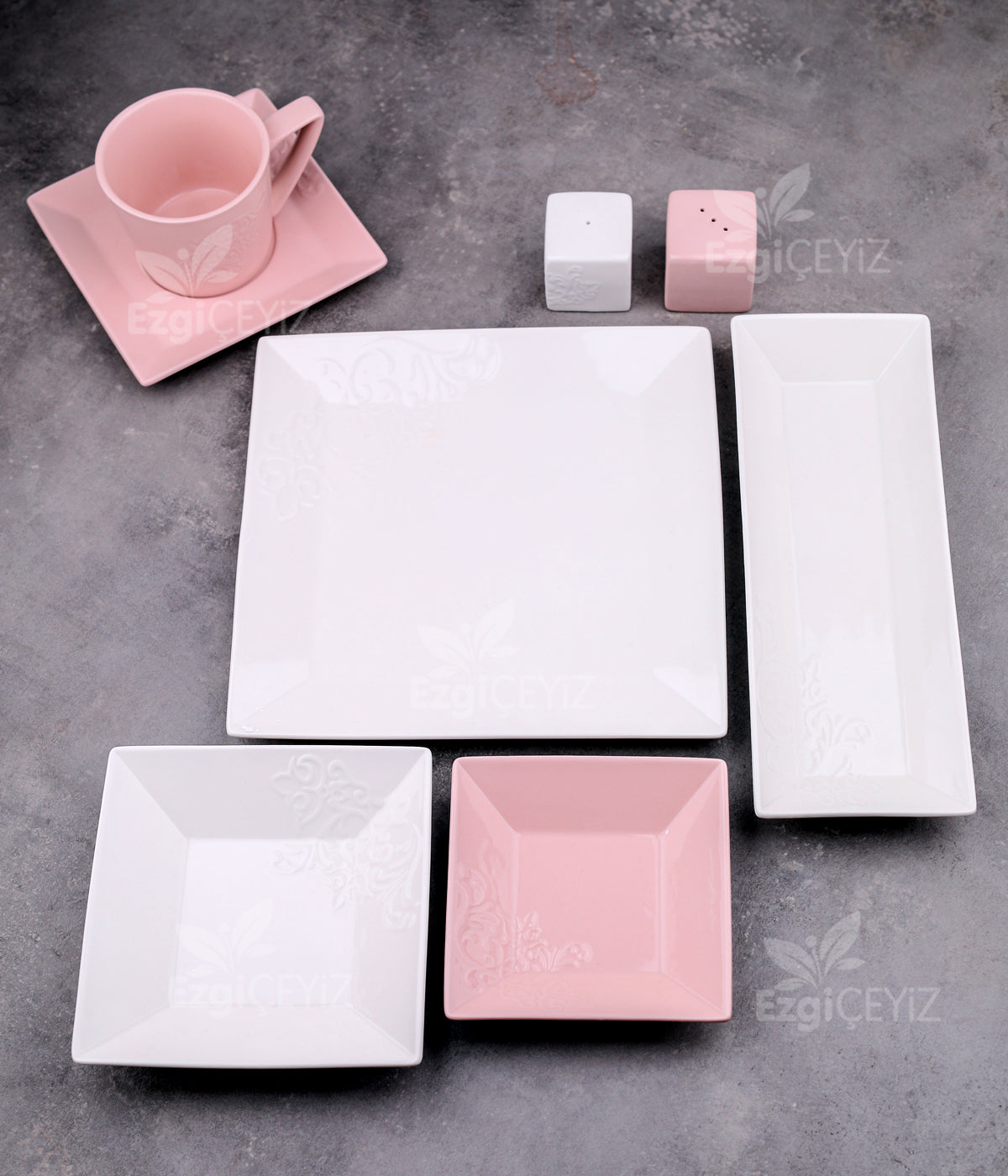 Karaca Forever Bone Trend Emboss Porselen 6 Kişilik 32 Parça Kahvaltı Takımı Pink