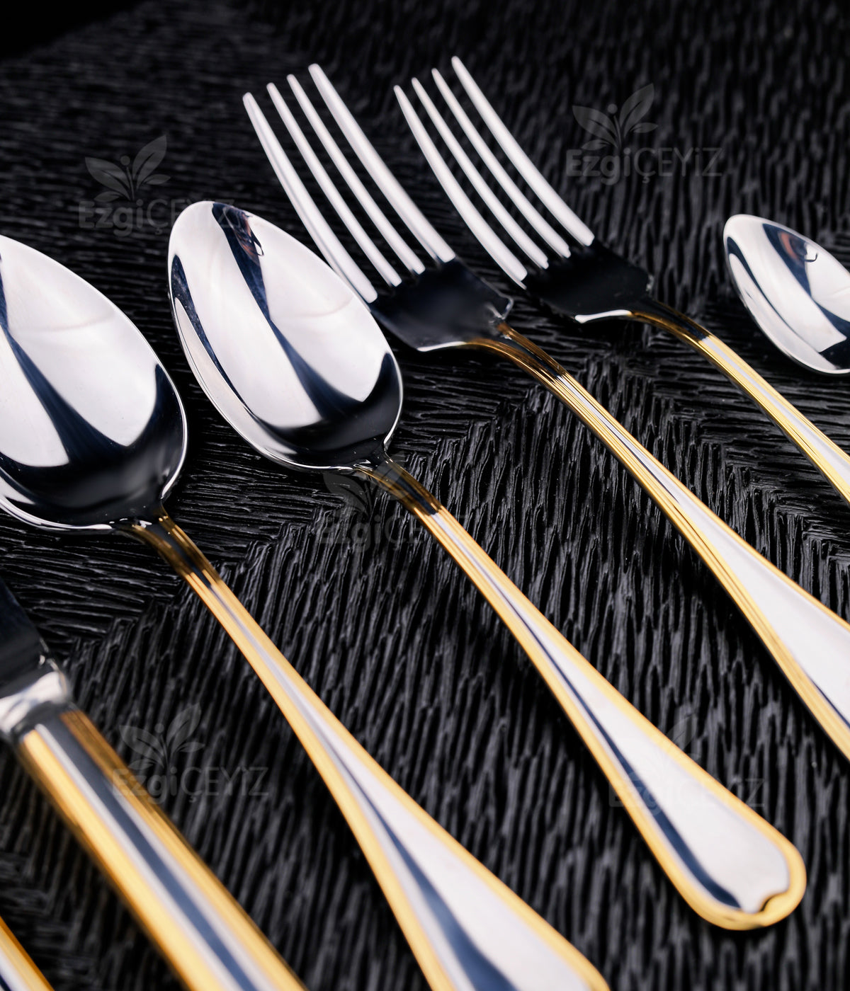 Brillant Gold Detaylı Titanyum 12 Kişilik 84 Parça Çatal Kaşık Bıçak Seti