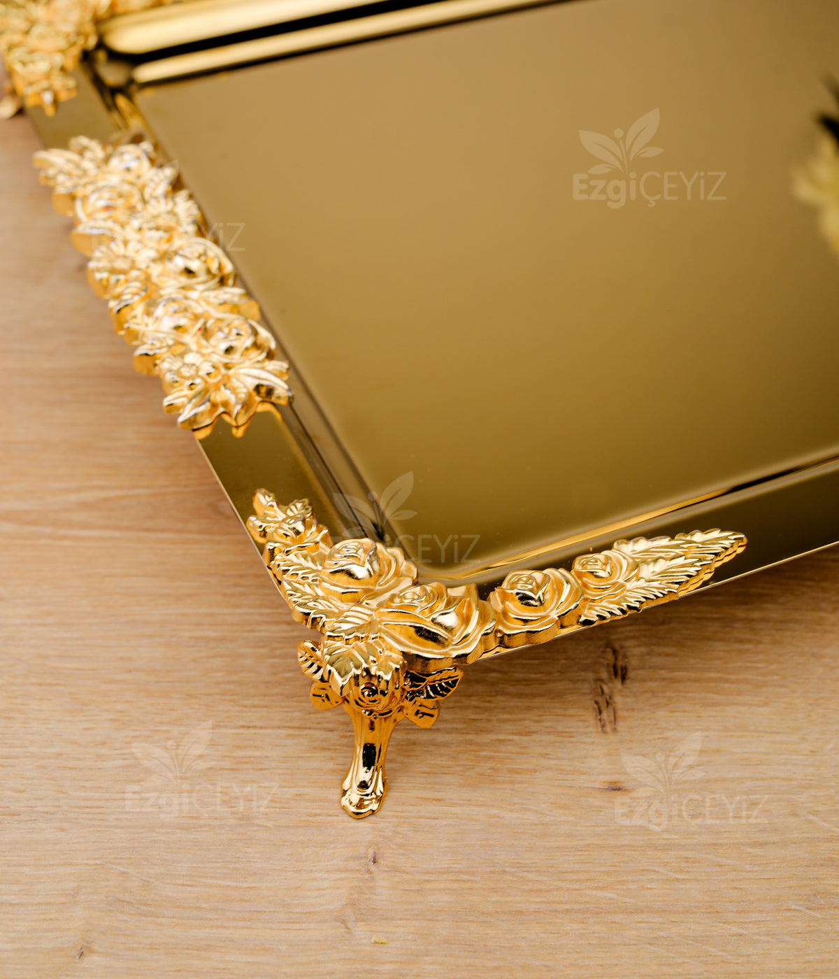 Kare 4 Köşe Çiçekli Gold Sunum Tepsisi