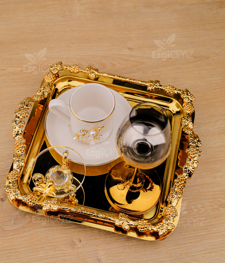 Lüks Gold Gül Detaylı Kare Sunum Tepsisi