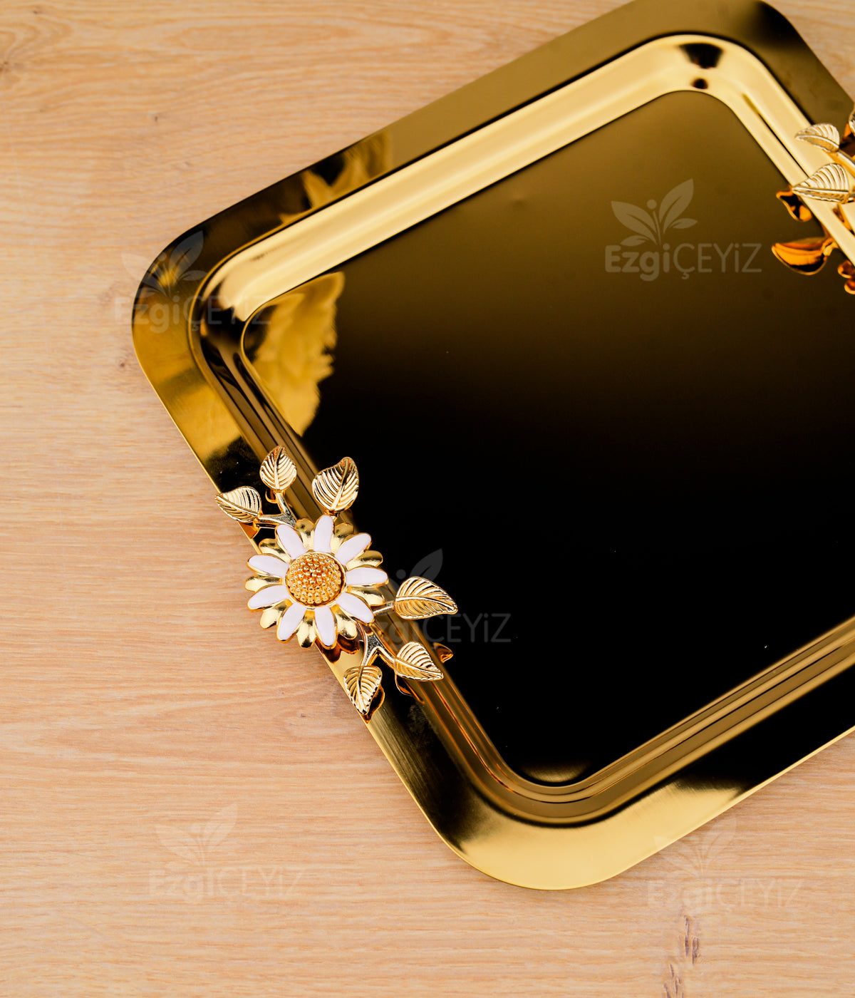 Tek Kişilik Metal Gold Kahve Sunum Tepsisi Papatya Model